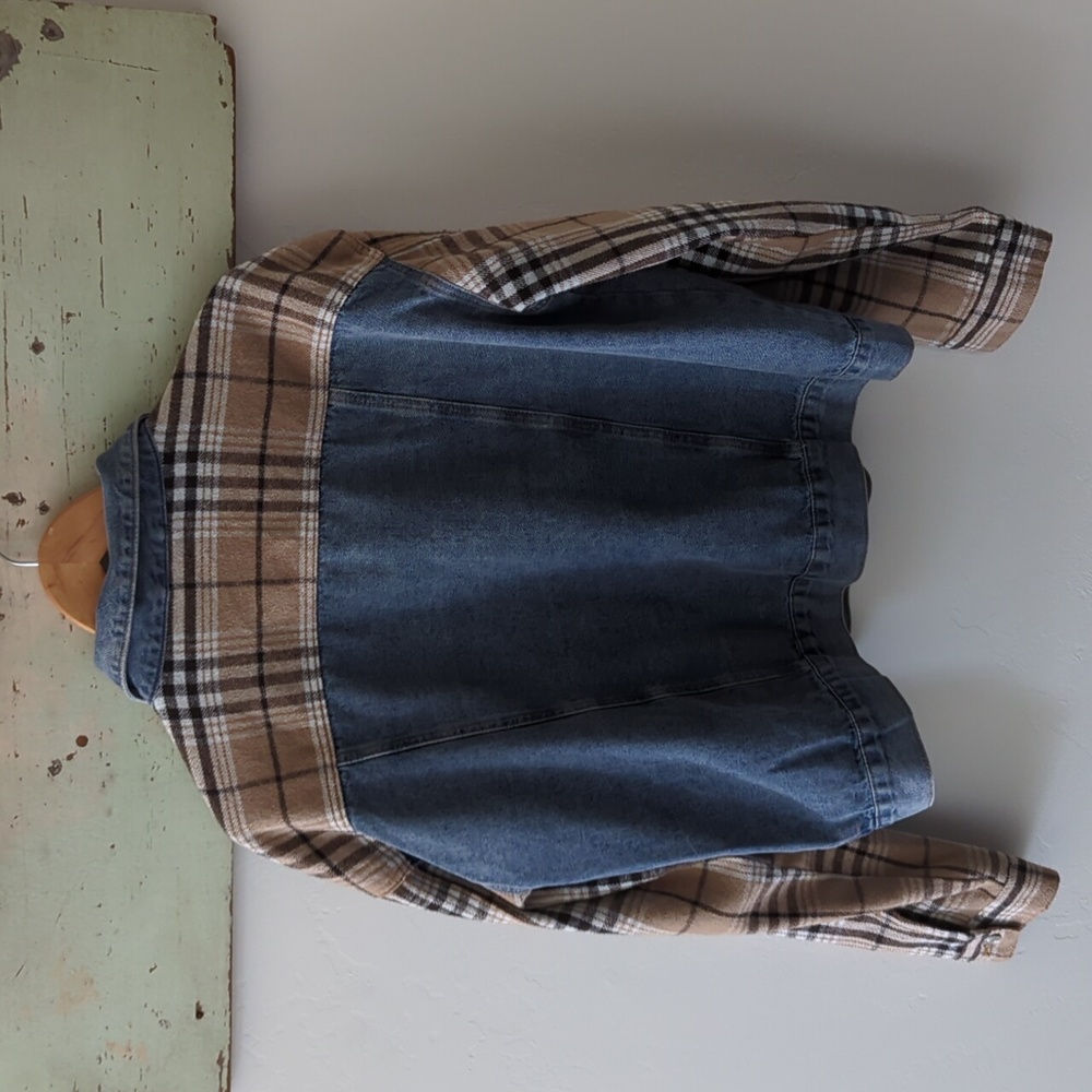 BLUE B COLLECTION I Boutique Denim & Plaid Flannel Contrast Jean Jacket, L - Picture 14 of 15